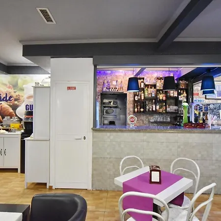 欢迎崭新家庭旅馆 * Lisboa