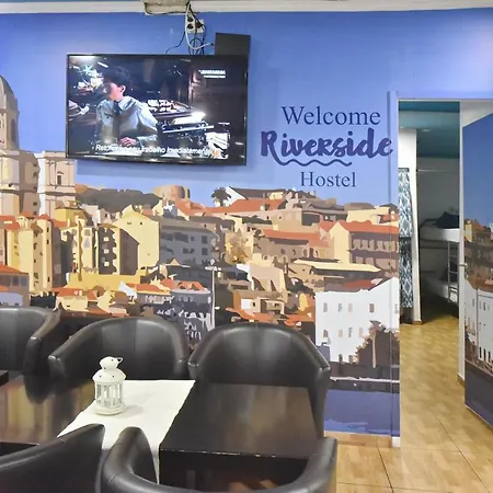 招待所 欢迎崭新家庭旅馆 Lisboa